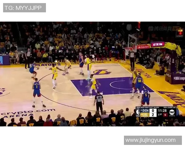 湖人对掘金第二场比赛精彩数据分析与关键表现回顾